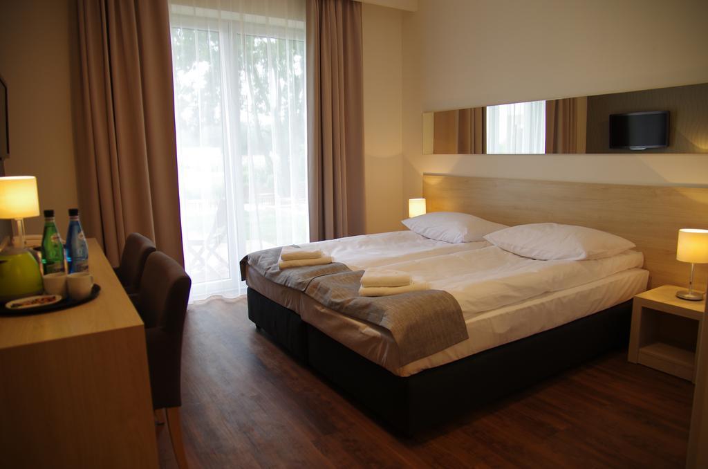 Hotel Uniejów Eksteriør billede