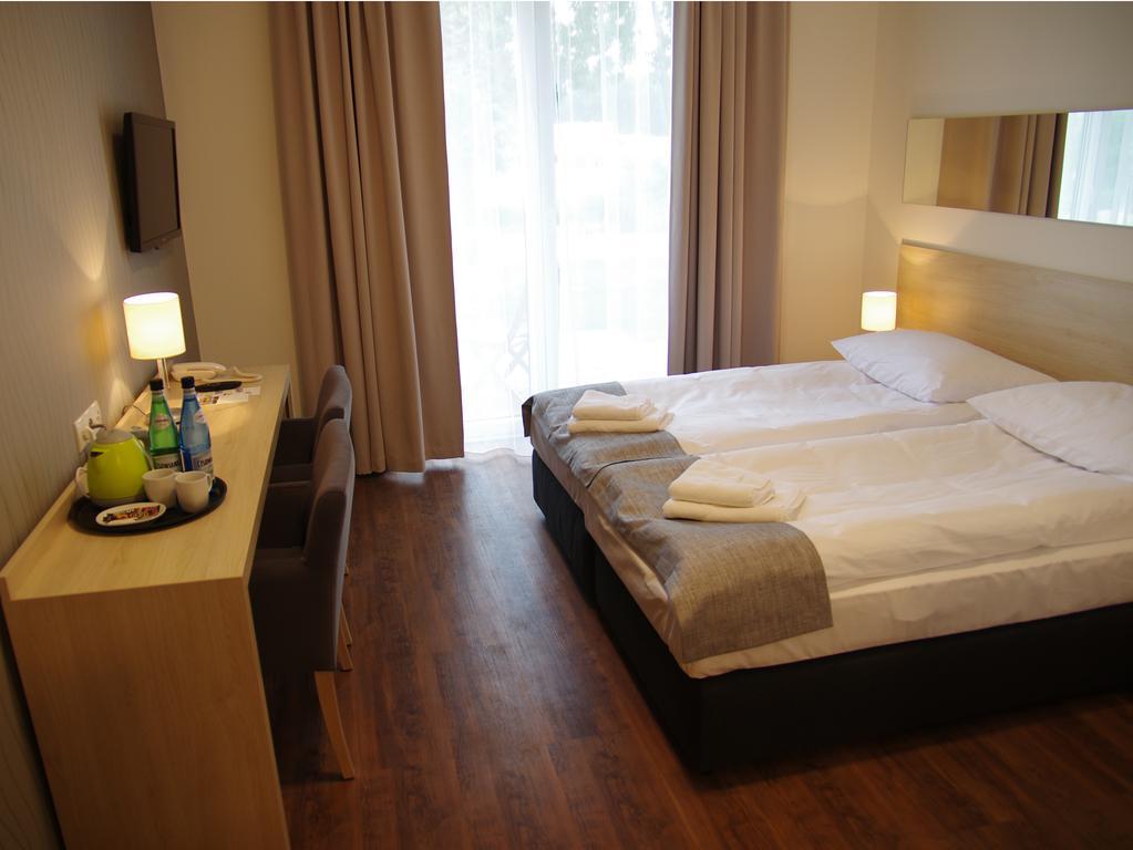 Hotel Uniejów Eksteriør billede