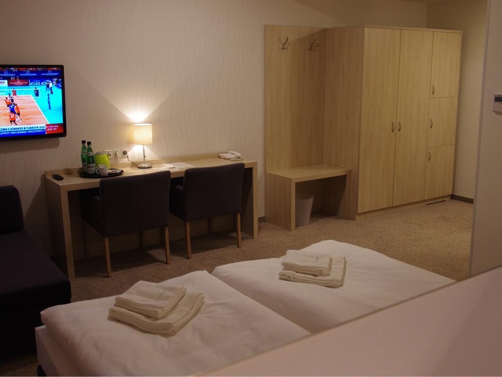 Hotel Uniejów Eksteriør billede