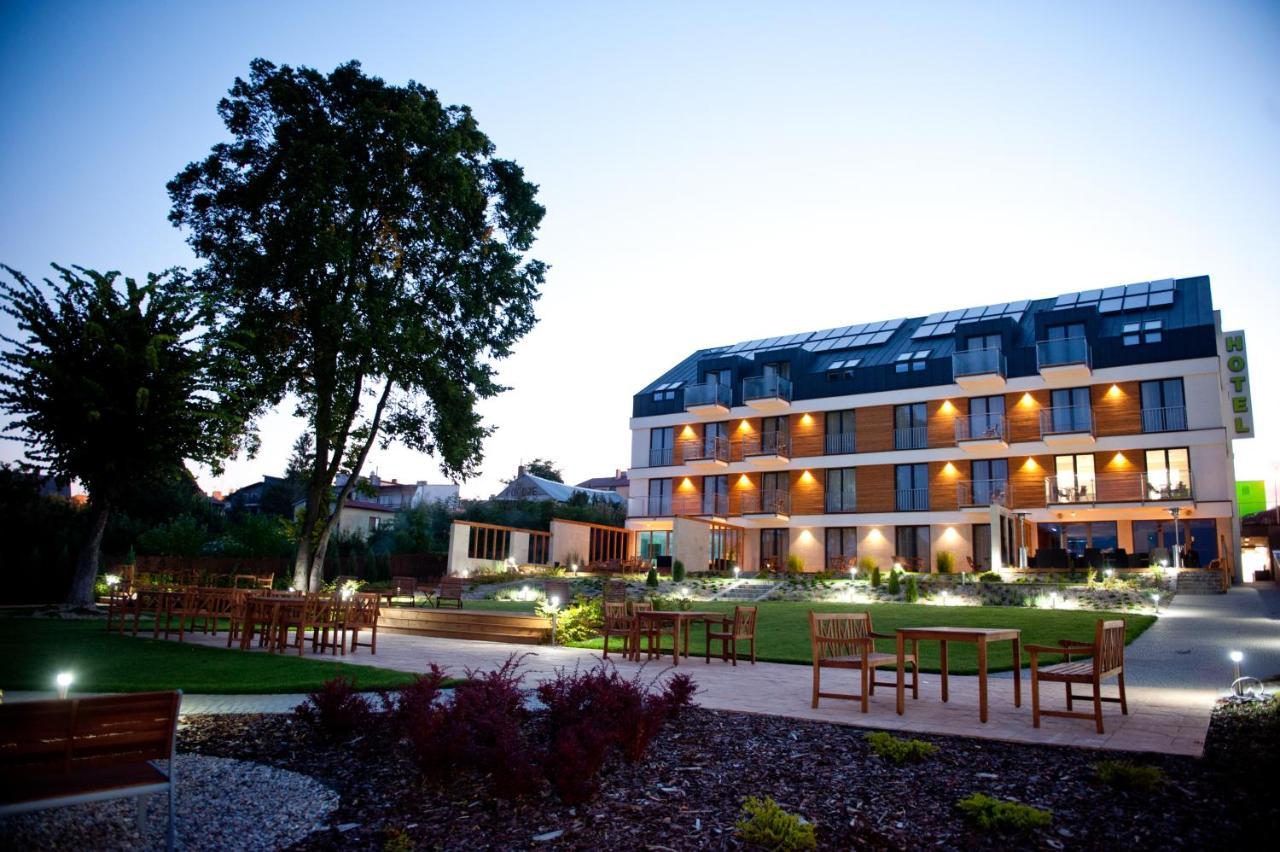 Hotel Uniejów Eksteriør billede