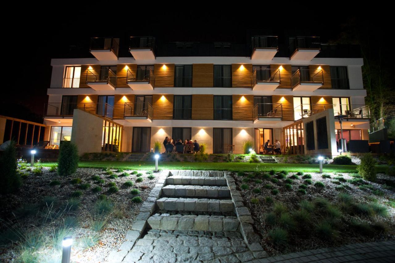 Hotel Uniejów Eksteriør billede